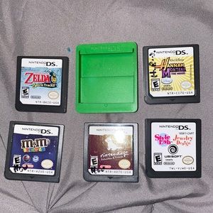 nintendo ds game bustle +ds game card holder